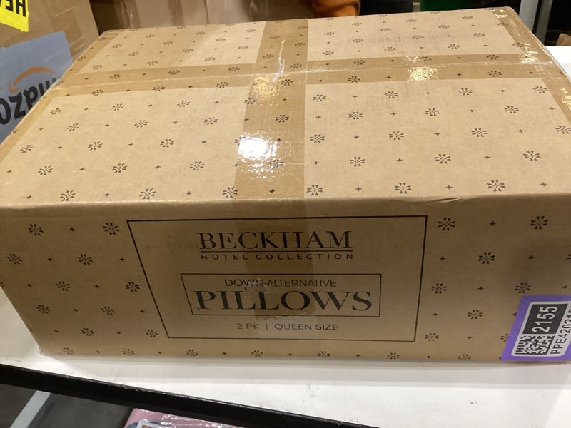 Condition photo showing Good Condition for pillows