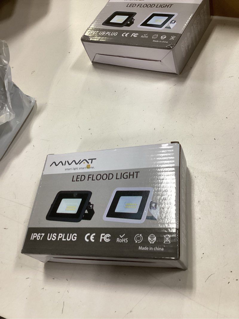 Condition photo showing New/Like New for MIWAT 20W 2Pack LED Flood Light, White LED Work Light with Plug, IP68 Rainproof Outdoor Landscape Lights for Terraces, Studios, Aisles 4X3 inch Size