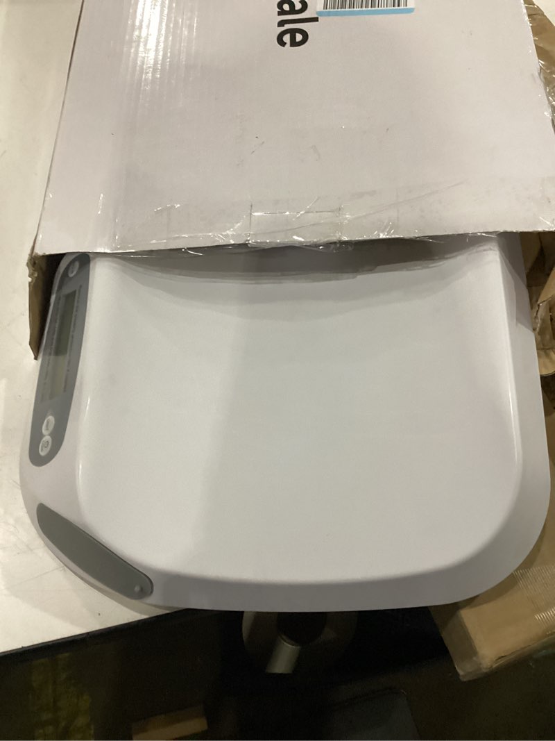 Condition photo showing Good Condition for dog scale for small dogs, cat scale,digital pet scale for weighing,measuring range:40g-88lb,suitable for puppy and kitten to adult animals white