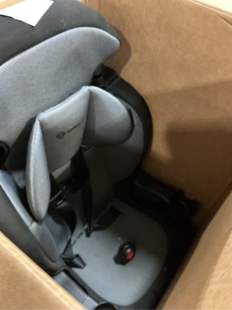 Condition photo showing Good Condition for safety 1st grand 2-in-1 booster car seat, converts from high back to belt-positioning booster, high back seat for kids 40-65, and belt-positioning 40-100 pounds, old soul
