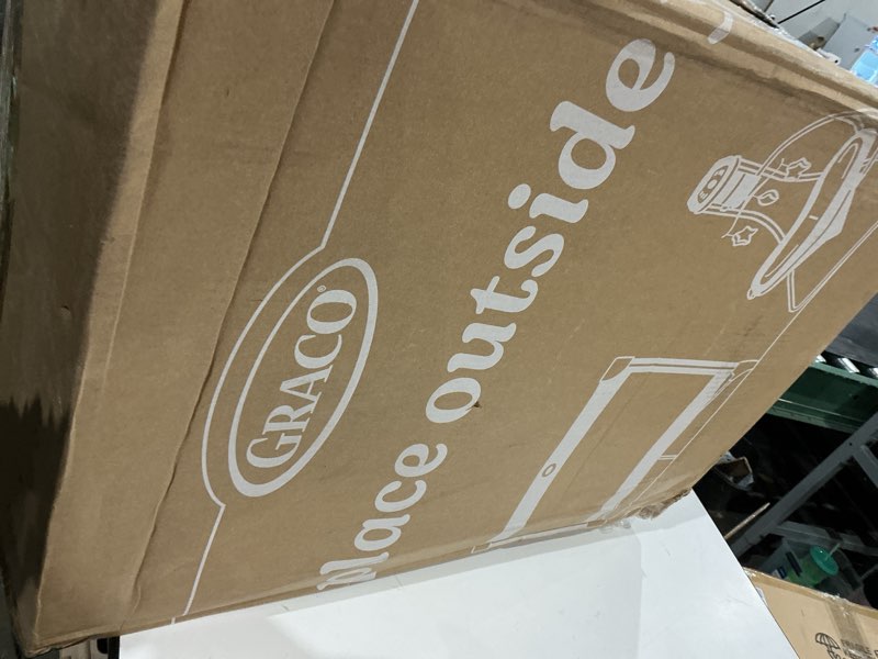 Condition photo showing New/Like New for graco easyturn 360 2-in-1 rotating convertible turning car seat - solae