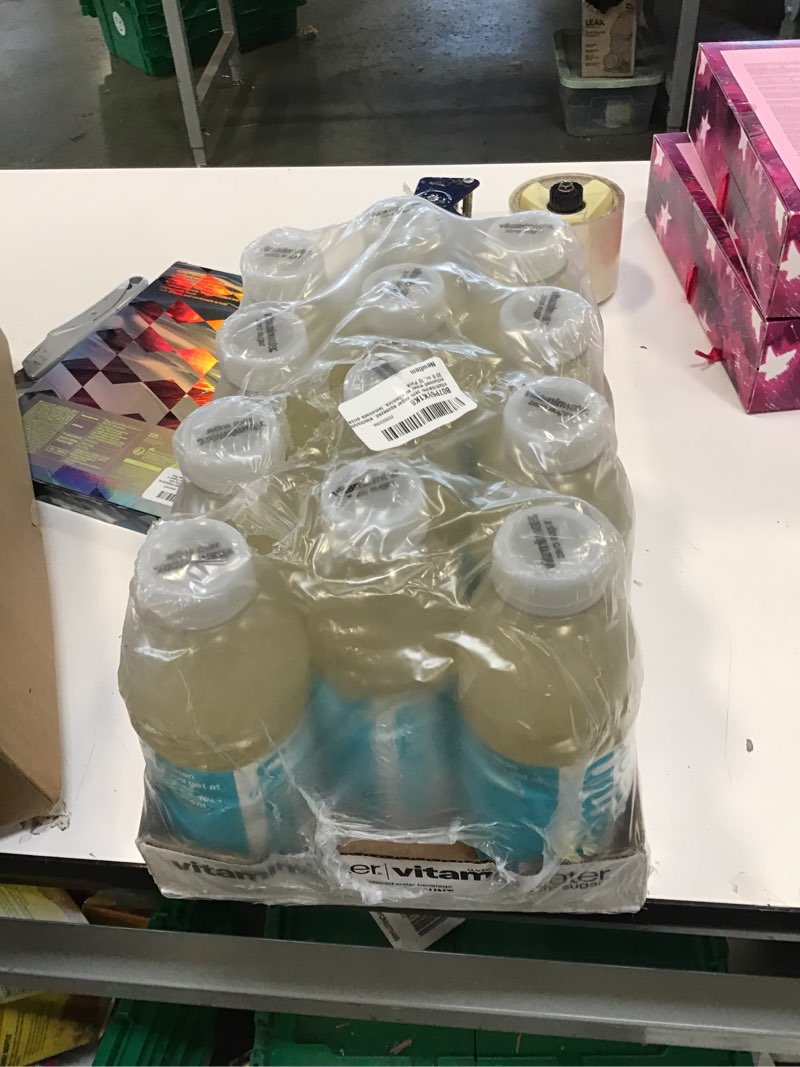 Condition photo showing New/Like New for vitaminwater Zero Sugar Squeezed Lemonade Nutrient Enhanced Flavored Water Beverage, 20 fl oz Bottles, 12 pack Zero Sugar Squeezed Lemonade 20 Fl Oz (Pack of 12)