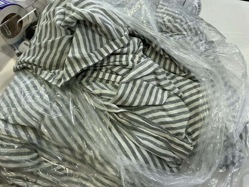 Condition photo showing Good Condition for european linen sheet set, queen, grey/white stripe