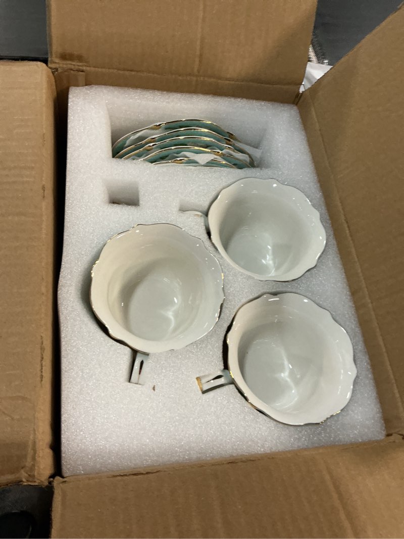 Condition photo showing Good Condition for TATSUMI Country Roses 18 Peices Bone China Tea Cup And Saucer Set, English Vintage Tea Cups Of 6 For