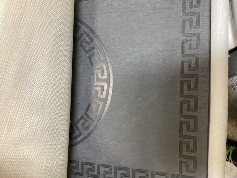 https://lotting-media.assets.bidfta.com/lotting_a9551134-2d3b-4103-aa4e-1e9adbb173fe