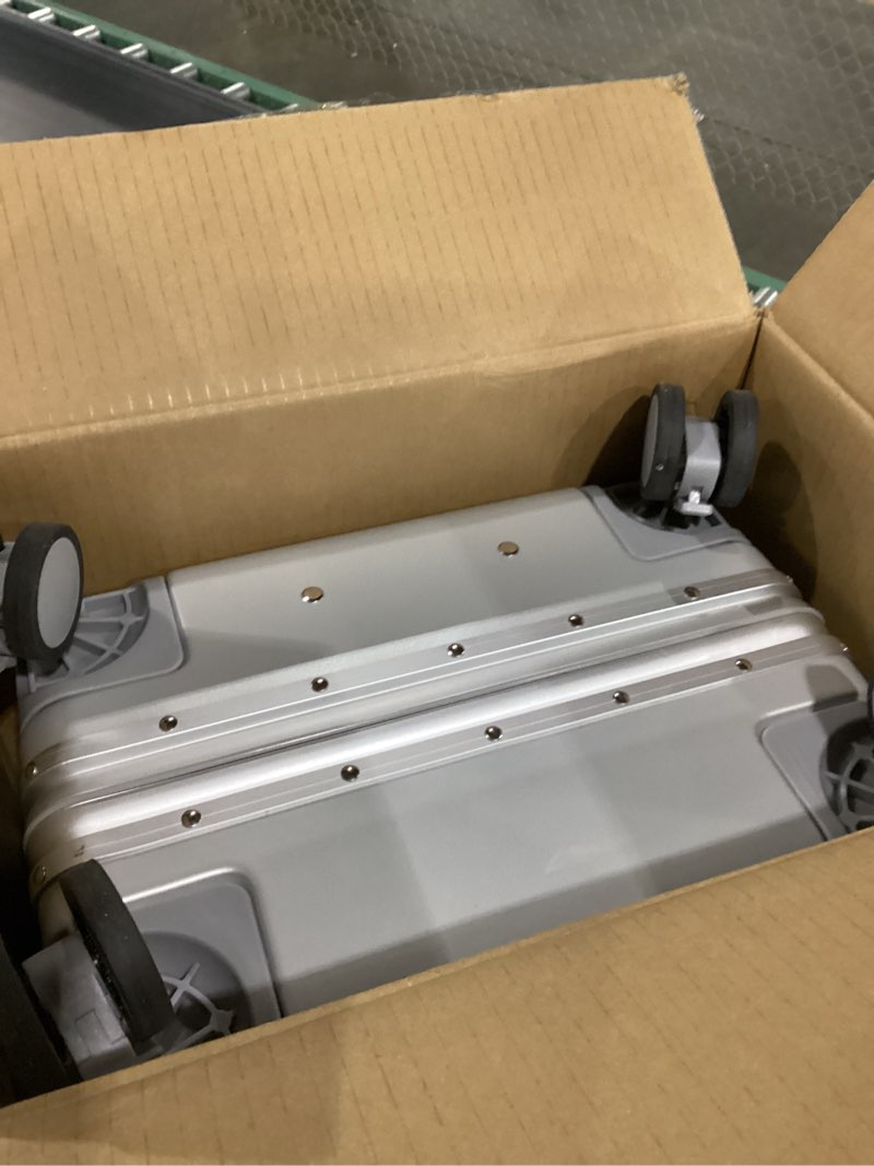 Condition photo showing New/Like New for Zipperless Luggage, 22.4" x 15.4" x 9.4" Aviation Certified, Polycarbonate Aluminum Hardshell, Expandable Carry-On Luggage with Spinner Wheels, Hardshell Luggage, 20 Inch Cabin silver 20 inch
