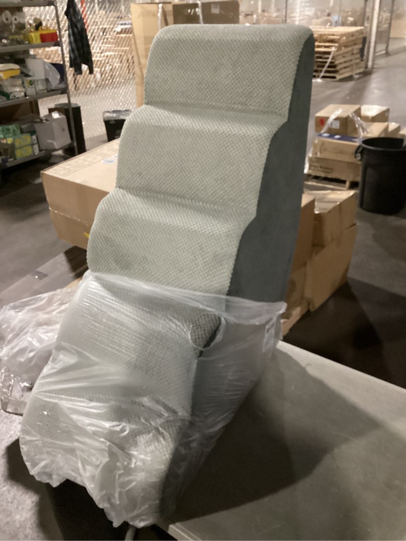 Condition photo showing Good Condition for dog stairs for small dogs, 5 tier wider pet stairs for high beds, 23.6" h non-slip dog steps for old cats, puppies, small medium dogs, 19.7x29.5x23.6 inch, grey grey 5.0 19.7x29.5x23.6 inch