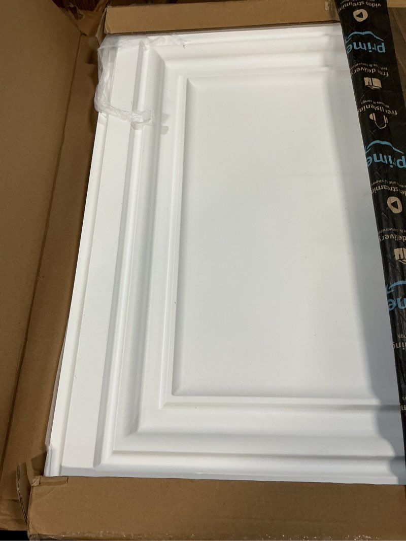 Condition photo showing Good Condition for Art3d PVC Ceiling Tiles, 2'x2' Plastic Sheet in White (12-Pack) 24"x24" White 1 12