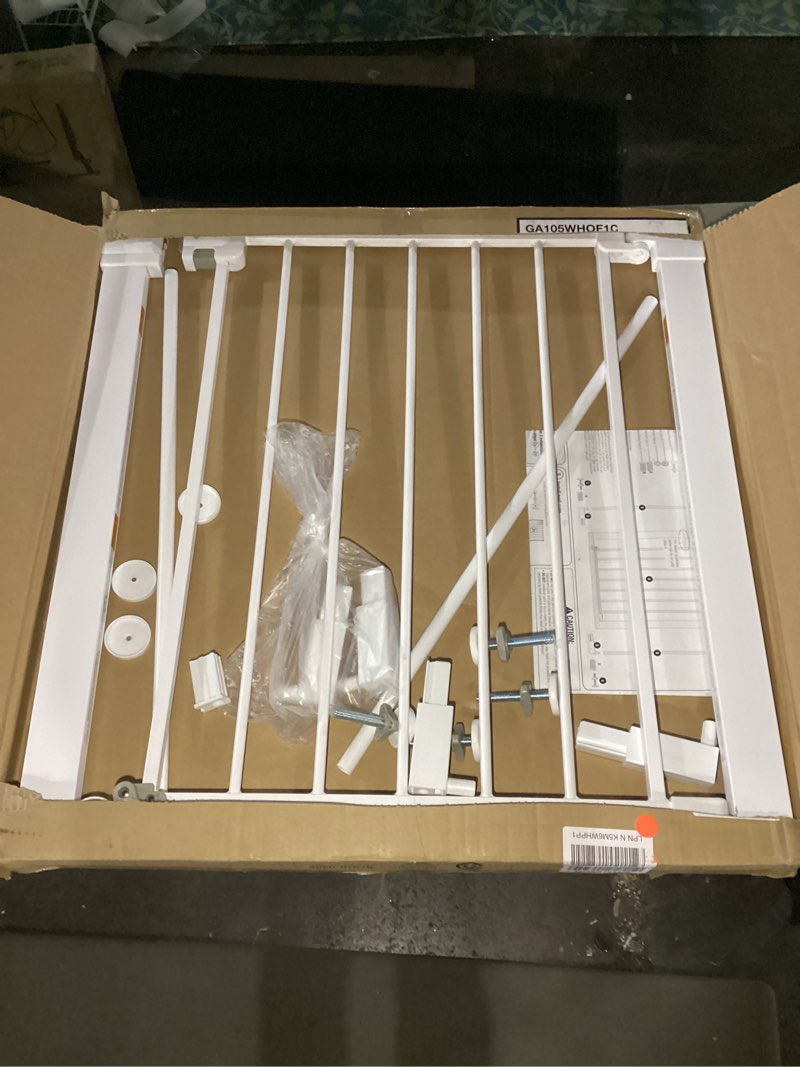 Condition photo showing Good Condition for Safety 1st Easy Install Walk Thru Baby Gate for Doorway With Door, Dog Gates, Fits 29"-38", Easy Install 28" Tall, White 1-Pack 29" to 38" Wide x 28" Tall White