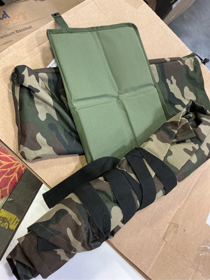 Condition photo showing As Is for foldable seat cushion / ideal for camping, festivals, hiking, sports events or in everyday life / protection against cold, moisture and dirt / hook and loop strap / robust polyester material, coated from the inside / comfortable, foam filling / light and space-saving / easy to clean 