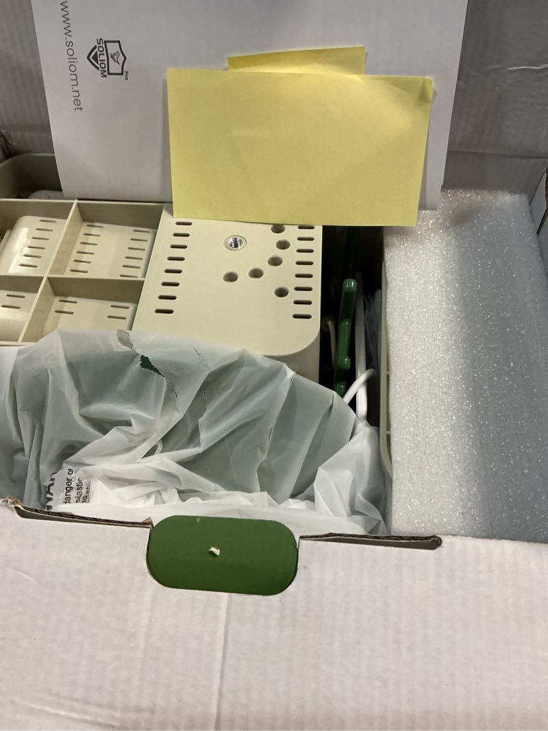 Condition photo showing Good Condition for SOLIOM Smart Bird Feeder with Camera with Solar Panel - 2K HD Live View, AI Bird Identifier, Birds Arrival Alerts, DIY Birdseed Add-on, 2.4G WiFi- Wireless Outdoor Gift for Birdlovers Green