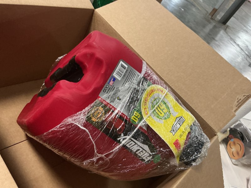 Condition photo showing New/Like New for fuelworx 5 gallon gas can, carb compliant, stackable, red