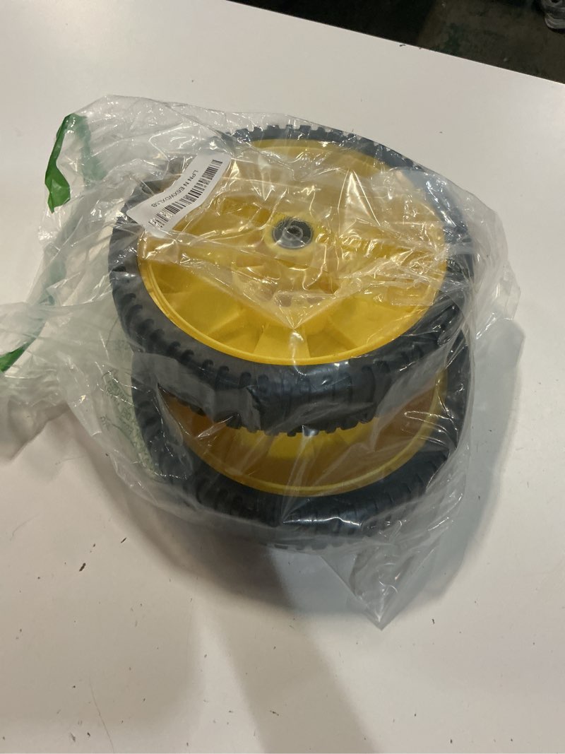 Condition photo showing Good Condition for 2pcs push mower wheel replacement for oregon 72-115 am115138 gy20630 for john deere 14pb 14sb 14se 14pt 14st ja65 jx75 je75