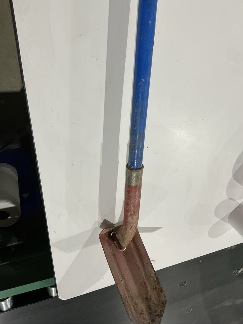 Condition photo showing As Is for https://www.lowes.com/pd/kobalt-40-in-fiberglass-handle-trenching-spade/5005468245
