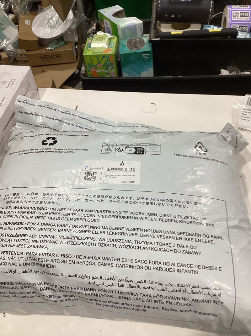 Condition photo showing Good Condition for Amazon Essentials Women's Water Repellent Sherpa Lined Hooded Puffer Jacket (Available in Plus Size)