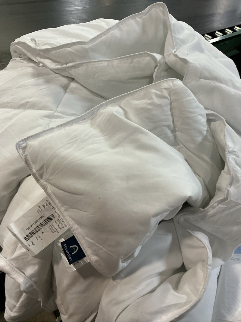 Condition photo showing As Is for accuratex lightweight duvet insert king size - summer bedding comforter - 250gsm filled thin duvet - soft & breathable, quilted comforters with 8 tabs,white,king 104x90 inches white king (104 × 90)