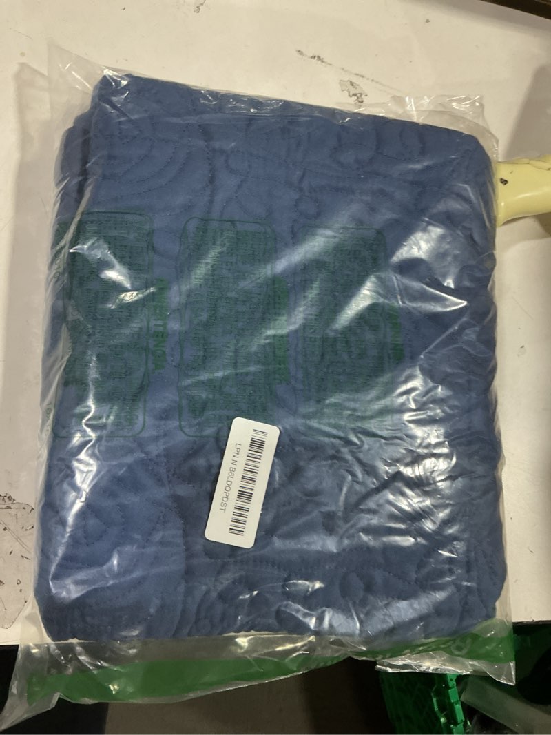 Condition photo showing New/Like New for MarCielo 2-Piece Embroidered Pillow Shams, King Decorative Microfiber Pillow Covers Set, King Size (True Navy) True Navy 36" x 20" (Pack of 2)