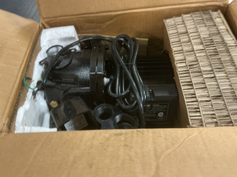 Condition photo showing New/Like New for vevor 1 hp shallow well jet pump, ac 115/230 volt, 1400 gph dual voltage cast iron well jet pump, with 164 ft max head lift, automatic pressure switch, for garden irrigation lawn sprinkler system