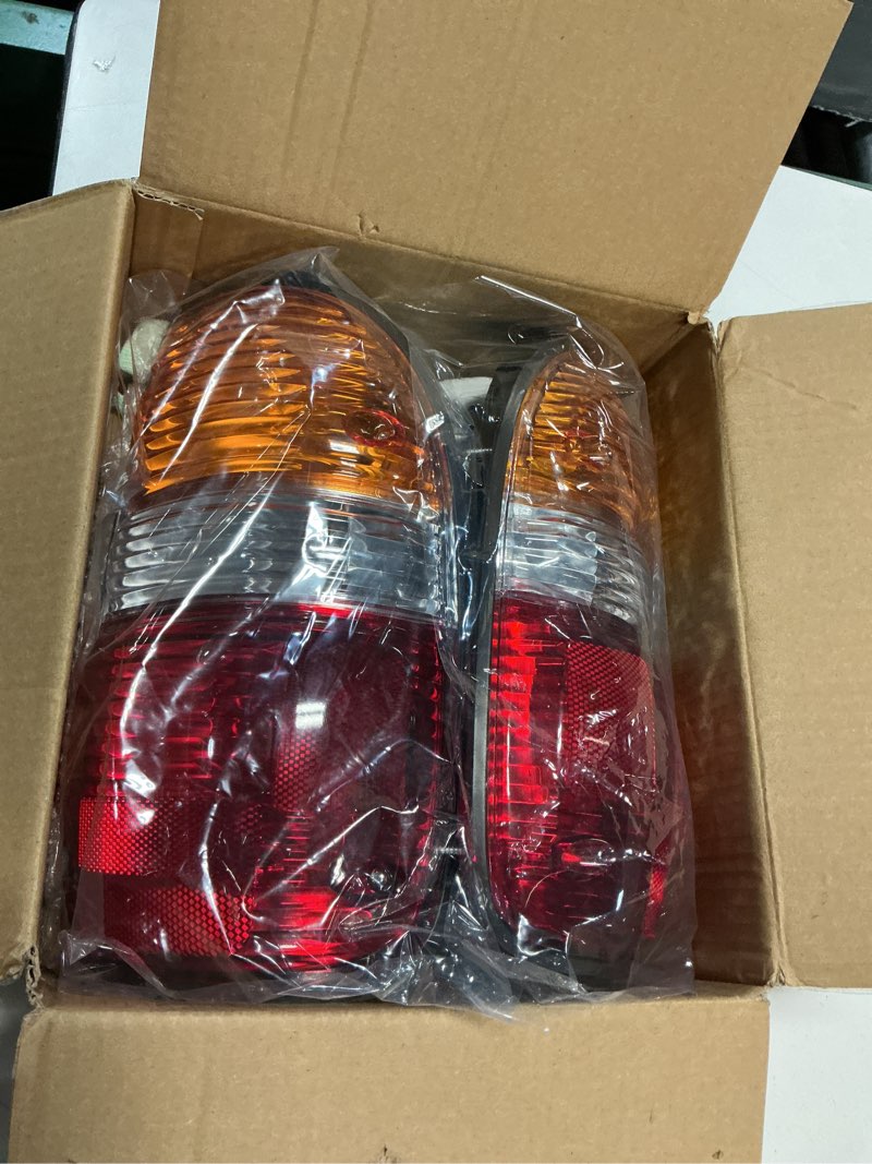 Condition photo showing New/Like New for nilight taillight assembly compatible with 2001 2002 2003 2004 toyota tacoma rear tail light lamp replacement oe style driver and passenger side pair of driver and passenger side