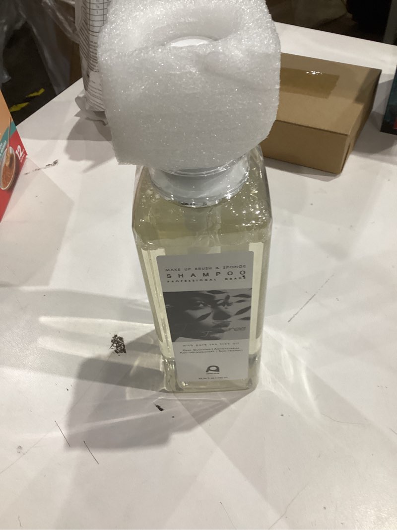 Condition photo showing New/Like New for makeup brush cleaner, tea tree oil, shampoo for sponges & puffs, deep cleaning, antibacterial, conditions bristles, gentle, vegan & cruelty-free, large value size, 25.36 fl oz 750 ml