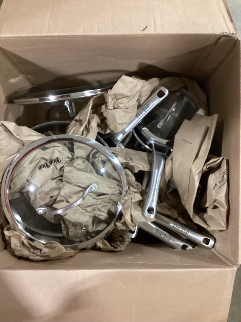 Condition photo showing Good Condition for stainless steel cookware set,tir-ply pots and pans set,13 pcs stainless steel induction kitchen cookware sets,pfoa free, frying pans,saucepans,saute pan & stock tagine pot,compatible with all cooktops