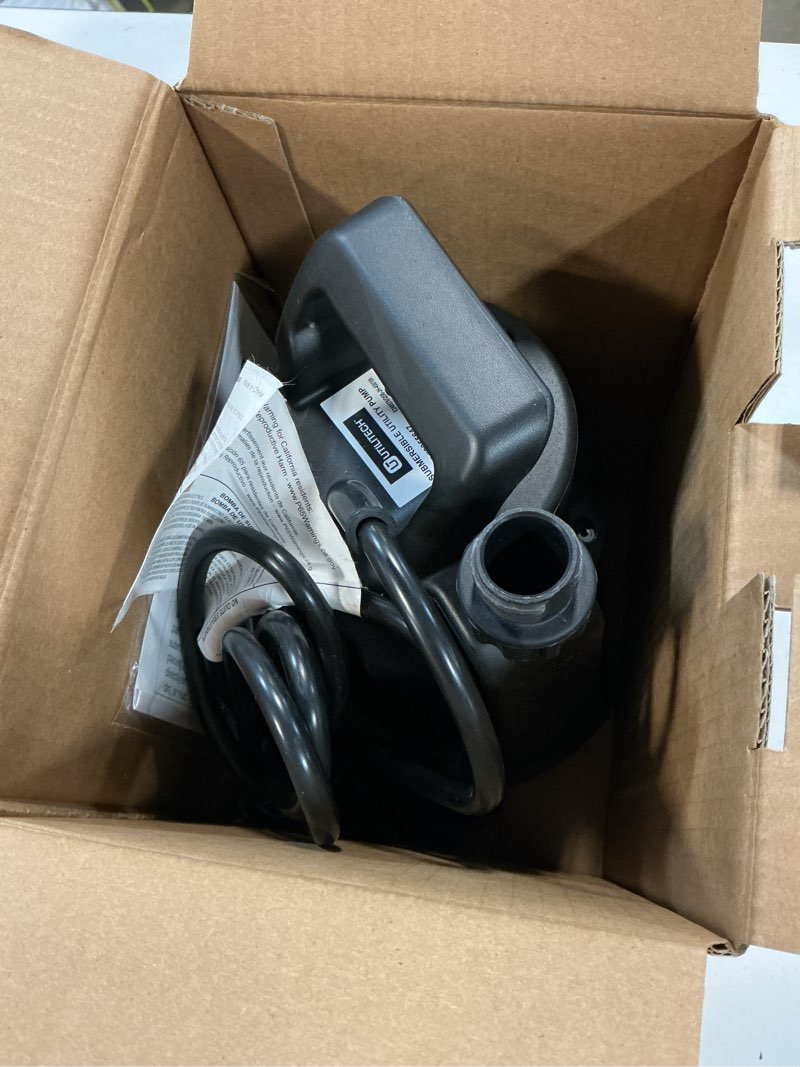 Condition photo showing Good Condition for utilitech 1/3-hp 115-volt 30-gpm thermoplastic submersible utility pump
