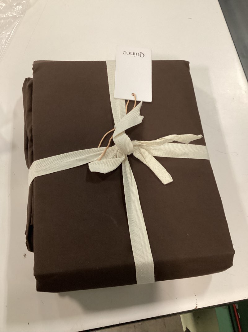 Condition photo showing New/Like New for organic crisp percale fitted sheet set, king, espresso