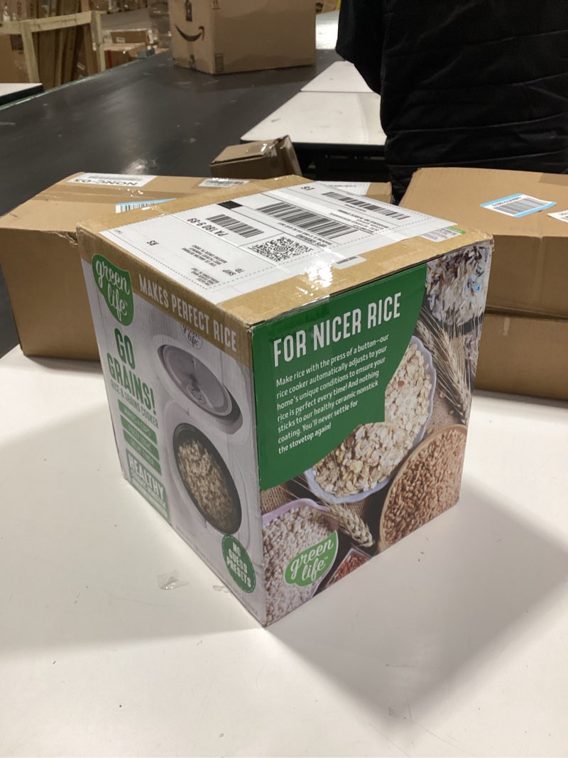 Condition photo showing New/Like New for greenlife digital rice cooker, 2-cups uncooked/4-cups cooked, removable nonstick ceramic pfas-free pot, one-touch presets, oats, quinoa, brown rice, auto keep warm, fuzzy logic tech, 1.5qt, white rice maker white