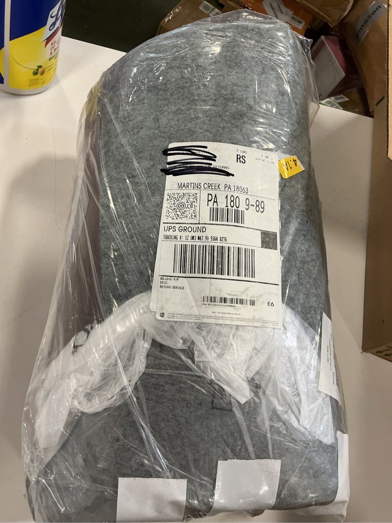 Condition photo showing New/Like New for Non Slip Rug Pad Gripper - 5x7 Feet 1/4” Extra Thick Felt Under Rug for Area Rugs and Hardwood Floors,Super Cushioned Non Skid Carpet Padding 5' x 7' (Rectangular) 1/4" Thick