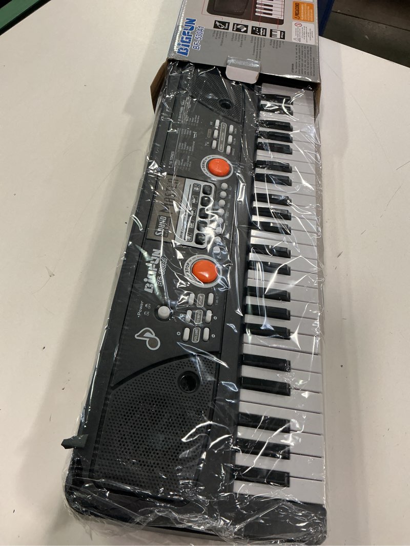 Condition photo showing Good Condition for Raimy 49 Keys Piano Keyboard for Kids - Portable Electronic Digital Piano with Microphone, Learning Educational Music Keyboard Piano for Beginners Gifts Toys for Boys Girls Toddlers (Black) RY-49black