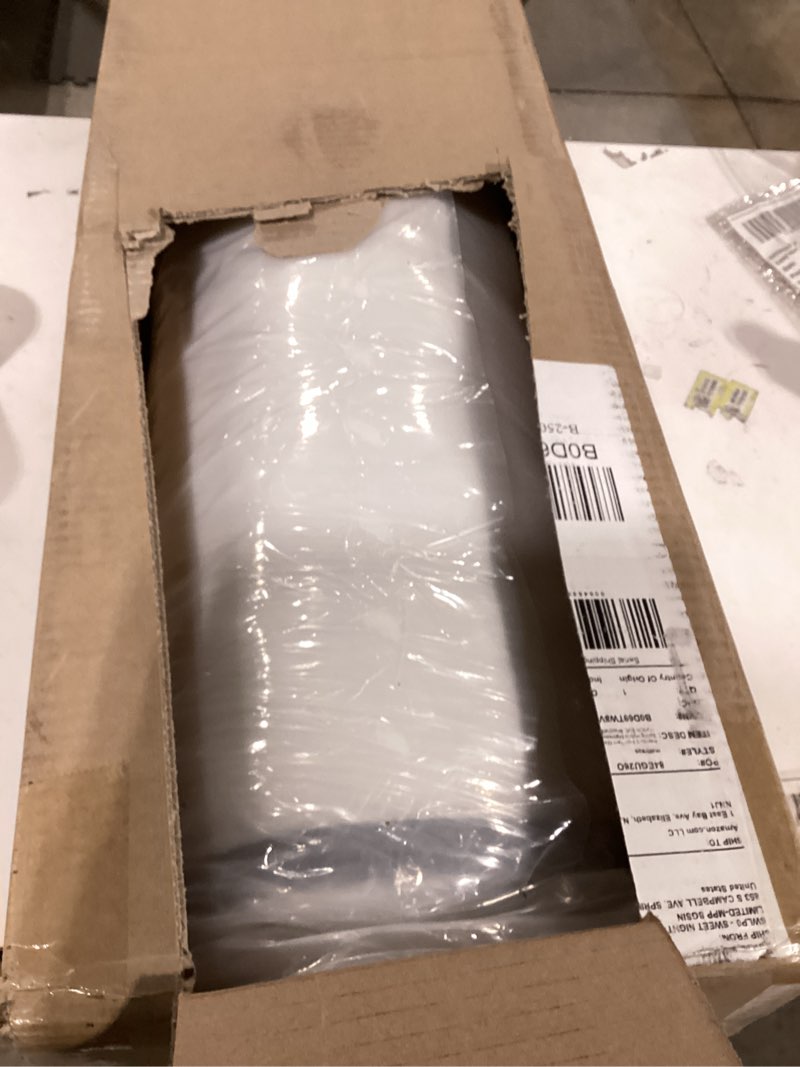 Condition photo showing Good Condition for Avenco 6 Inch Twin Mattress, Foam and Spring Hybrid Mattresses in a Box, Medium Soft, Breathable Fabric & Adaptive Support, CertiPUR-US Certified, Twin Size Mattress in Guest and Kids Bedroom Twin 6 Inch
