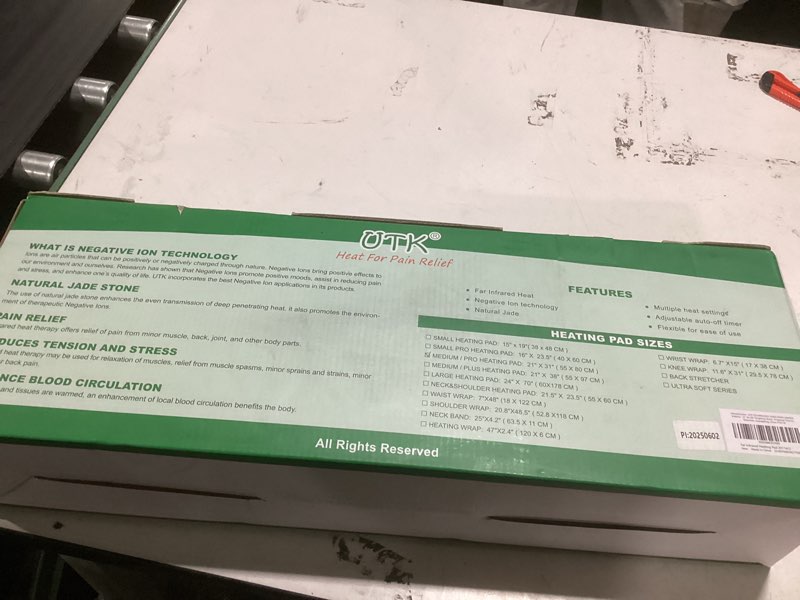Condition photo showing Good Condition for utk upgrade far infrared heating pad for back, 5x deeper pain relief pure jade heating pad with 153 natural jades, hotter to 159?, weighted electric mat with larger heat area, 4h auto-off, 31"x 21" 31" x 21" upgrade