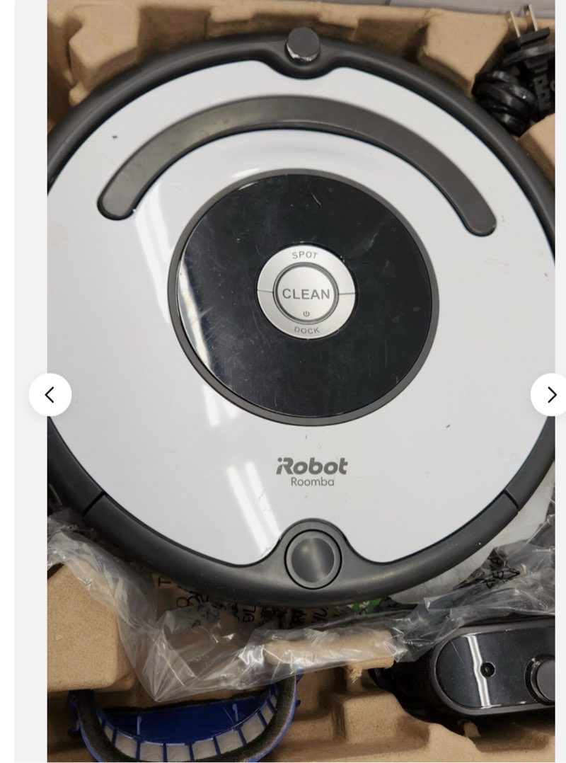 (Similar to stock photo) iRobot Roomba 692 Wi-Fi Connected Robot Vacuum Used