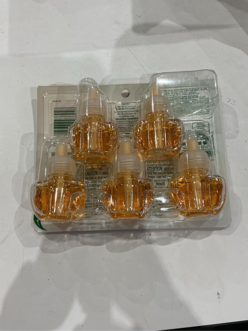 Condition photo showing New/Like New for 0.67 oz. hawaii automatic air freshener oil plug-in refill (5-refills)