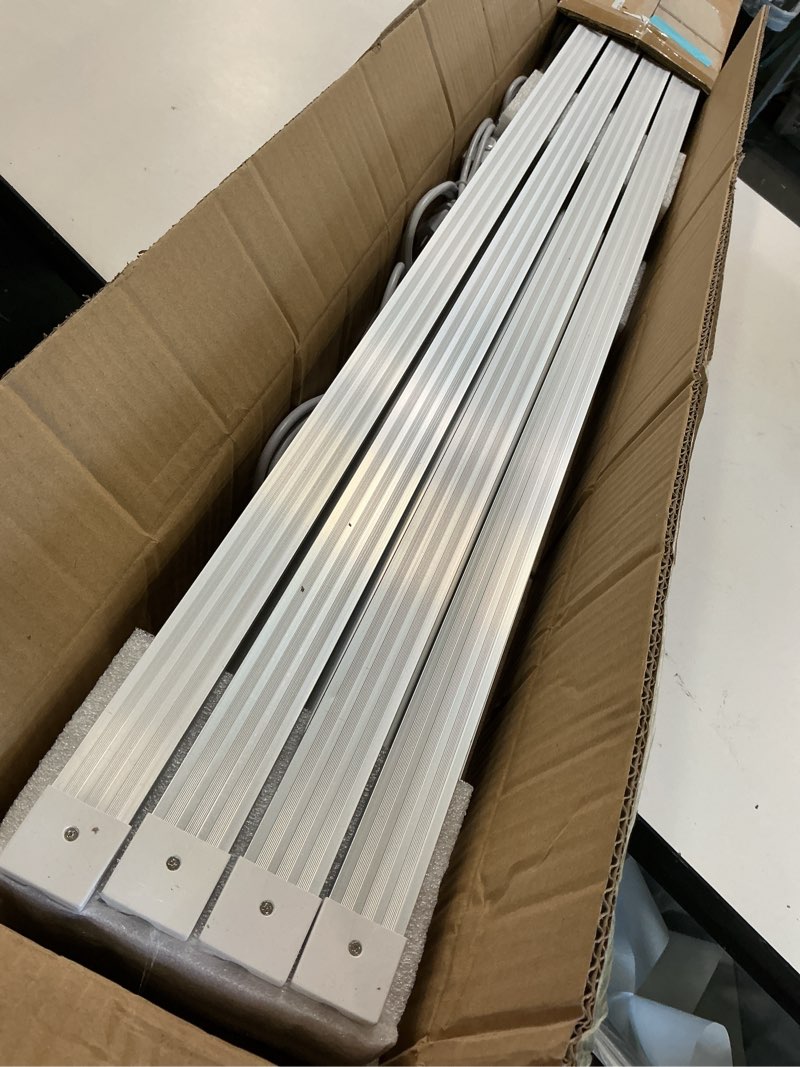 https://lotting-media.assets.bidfta.com/lotting_a9c5cbf5-3d50-4ba6-9e1a-ad3d3f5c7e51