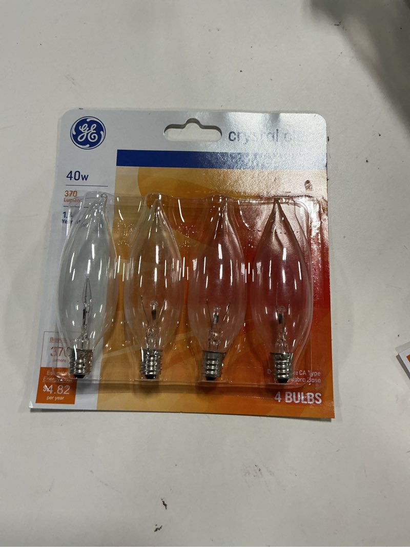 Condition photo showing New/Like New for ge lighting 76237 40 watt clear bent tip light bulb 4 count