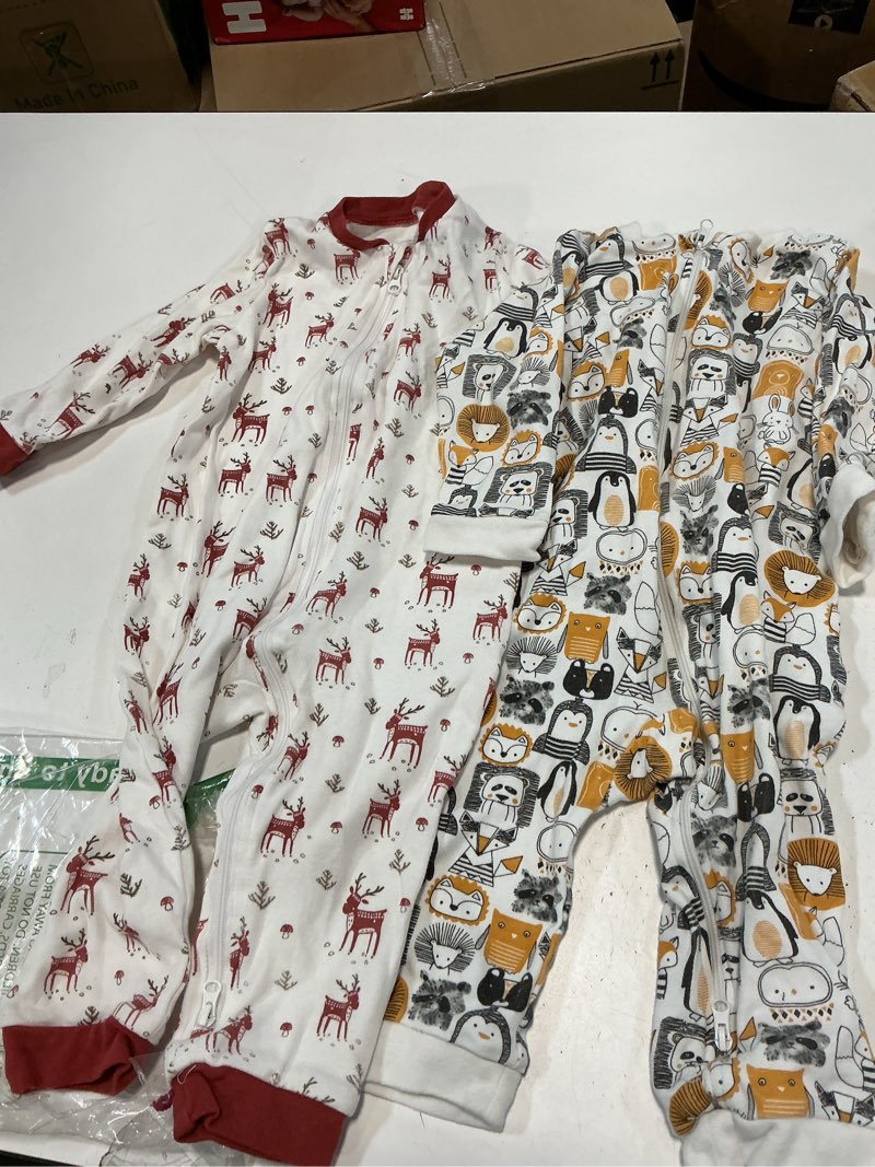 Condition photo showing Good Condition for (Incomplete ,only 2 pcs)Newborn Baby 2-way Zipper Romper Cotton One-piece Jumsuit 3-pack, 0-24 Months 0-3 Months Footless for 0-24 Months Christmas Deer/Animal