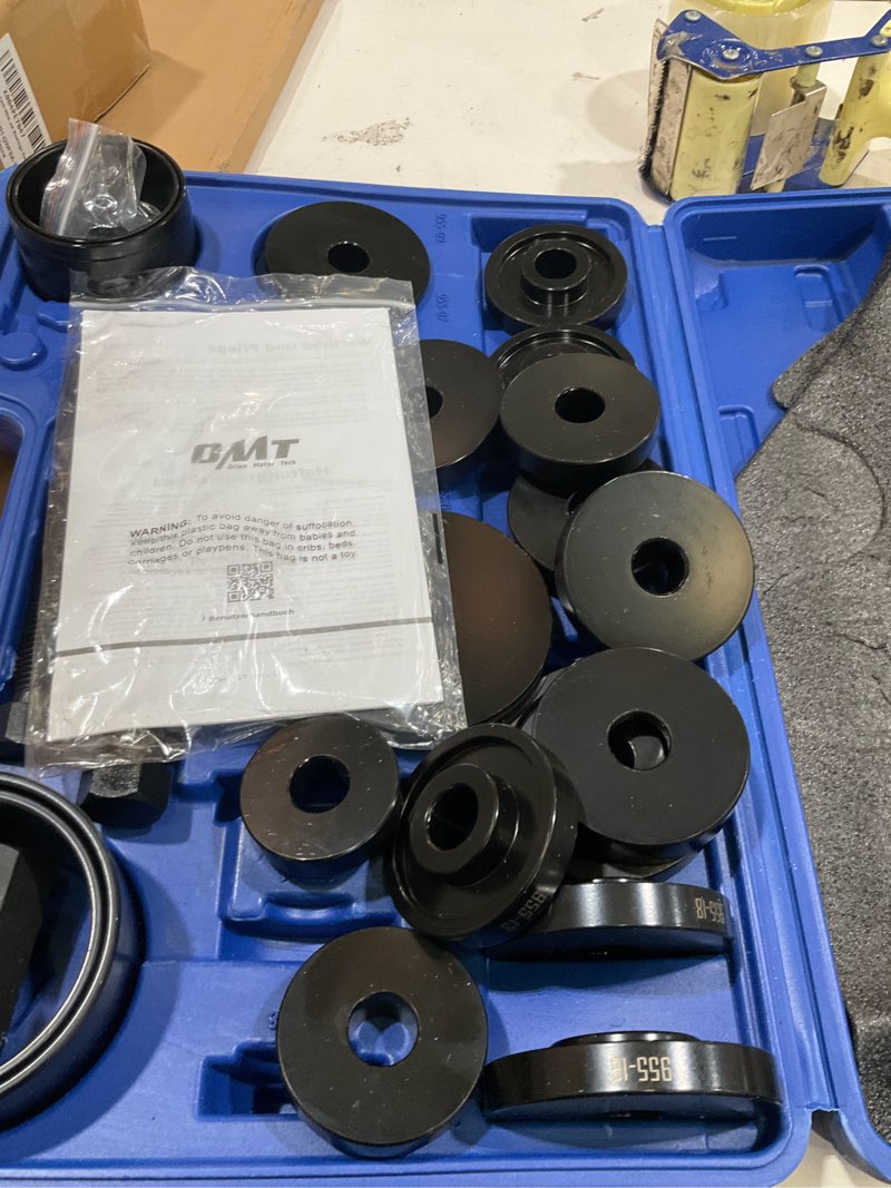Condition photo showing Good Condition for orion motor tech wheel bearing press kit for front wheel drive bearing removal & installation, 24pc wheel bearing puller tool set with sliding screws universal bushings sleeves blue