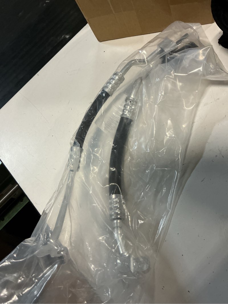 Condition photo showing Good Condition for genuine 977612w001 front ac pipe & tube for hyundai santa fe sport 2013-2018