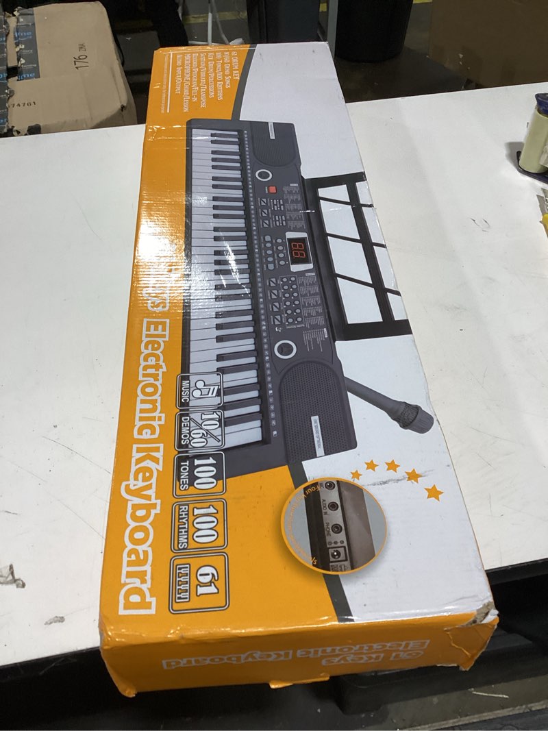 Condition photo showing Good Condition for 61 keys keyboard piano, electronic digital piano with built-in speaker microphone, sheet stand and power supply, portable piano keyboard gift teaching for beginners