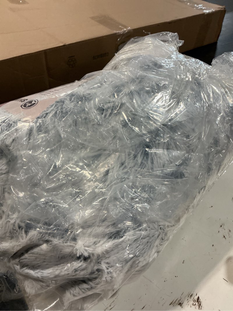 Condition photo showing Good Condition for shinhye plush fluffy hooded cat bed cave, cozy for indoor cats or small dogs - waterproof, washable, 2626inch, grey 26.0"l x 26.0"w x 6.5"th grey
