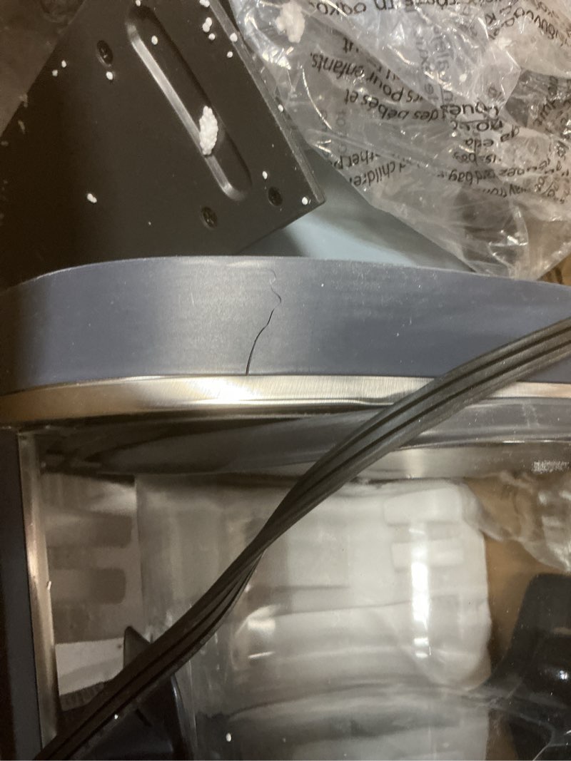 Condition photo showing As Is for Ninja Crispi Pro 6-in-1 Glass Air Fryer | 6qt & 2.5qt Glass Containers with Storage Lids | Non-Toxic | Meal Prep, Microwave, Freezer & Dishwasher Safe | Air Fry, Bake & More | Cyberspace | AS101CY