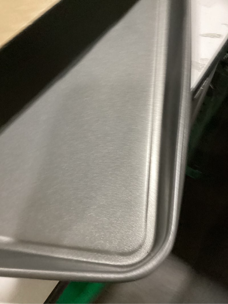 Condition photo showing Good Condition for GoodCook Everday Nonstick Carbon Steel 15” x 21” Baking Sheet Set, 2 Pack – Extra-Large Carbon Steel Cooking Pans, Bakeware Set, Cookie Sheets for Baking, Oven Pan Set 15" x 21" (2-Piece Set)