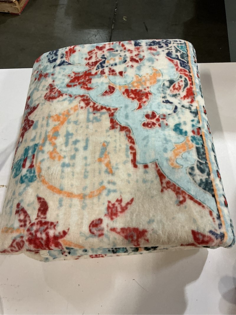 Condition photo showing New/Like New for Boho Vintage Washable Area Rugs 5×7 Traditional Blue Beige Orange Large Carpet for Living Room Bedroom Dining Room Farmhouse Non-Slip Multi Color 5'×7'