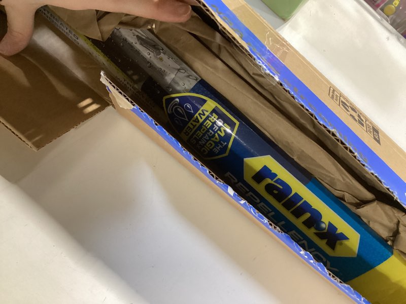 Condition photo showing Good Condition for Rain-X 810352 Repellency Water Repellent Wiper Blades, 26" & 20" Windshield Wipers,New & Improved Version of Latitude [Amazon Exclusive] 26" and 20" Repellency