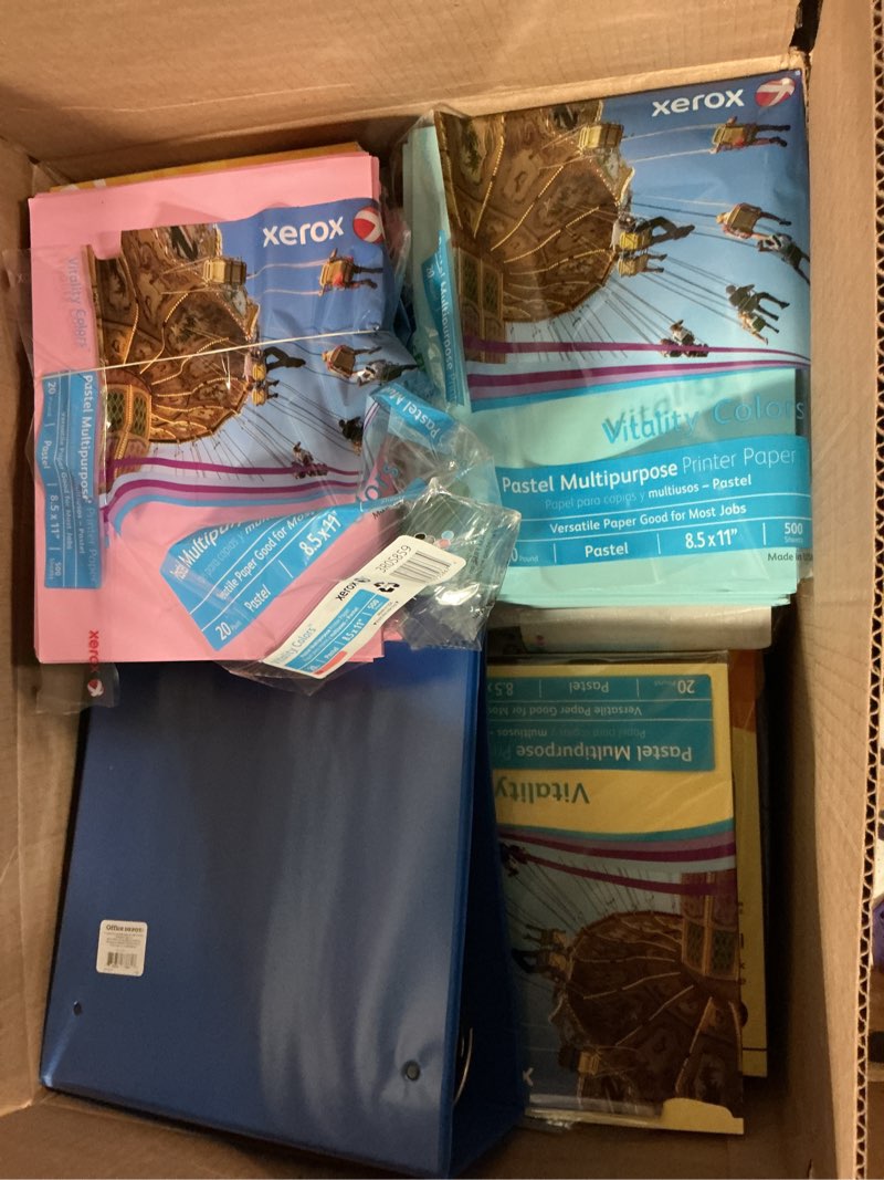 Condition photo showing Good Condition for office accessories 