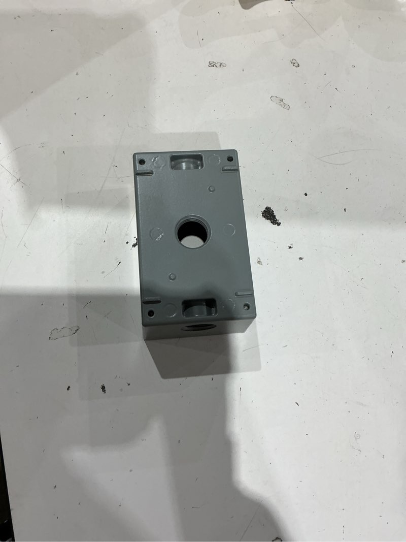 Condition photo showing Good Condition for veemoon weatherproof outlet box aluminum junction box wall-mounted electrical for outdoor use easy installation weather resistant electrical outlet