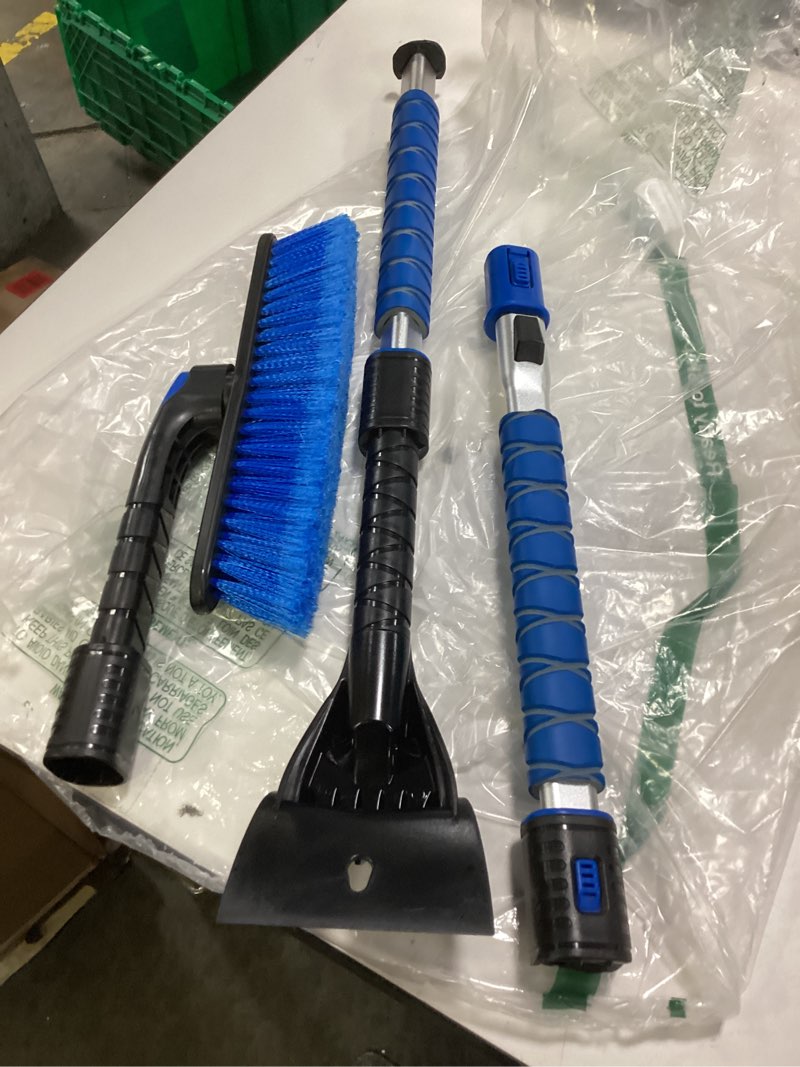 Condition photo showing Good Condition for AstroAI 62.4" Ice Scrapers for Car Windshield and Extendable Snow Scraper with Foam Grip and 360° Pivoting Brush Head for Christmas Car Auto Truck SUV(Blue) Blue Large