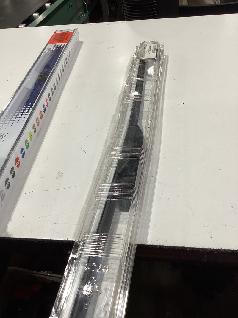 Condition photo showing Good Condition for motorcraft - black wiper blade