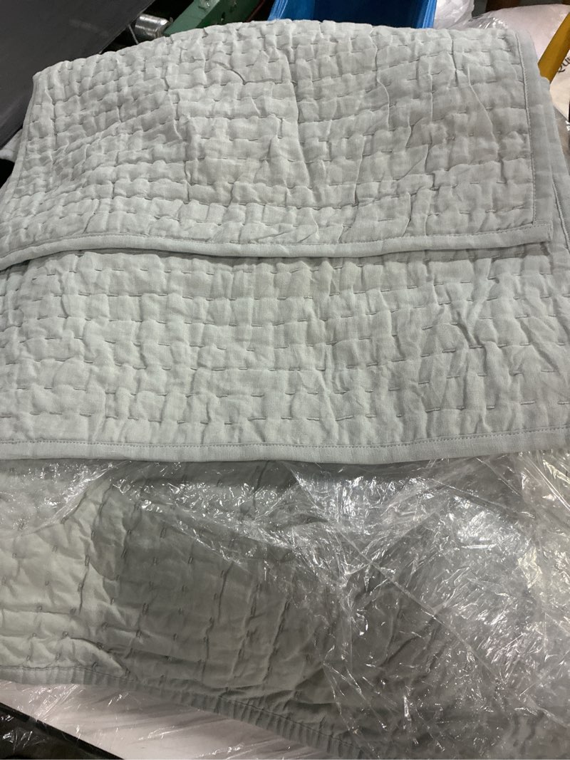 Condition photo showing Good Condition for quince, european linen cotton stitch quilt ,set of 3 pcs/queen/willowleaf